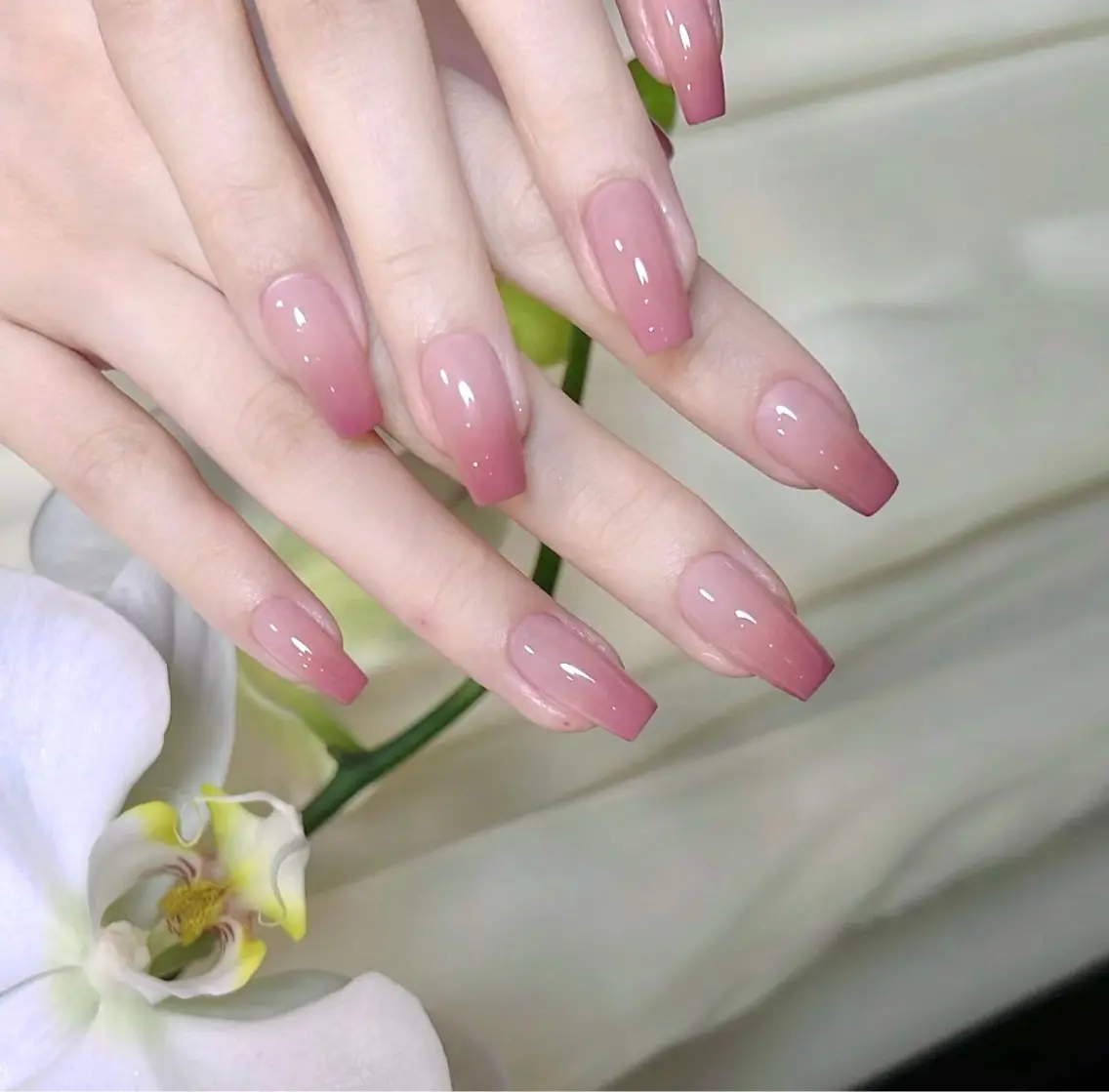 ネイル ハンドネイル 🍑長さだし ワンホン💅モモコのネイルデザイン