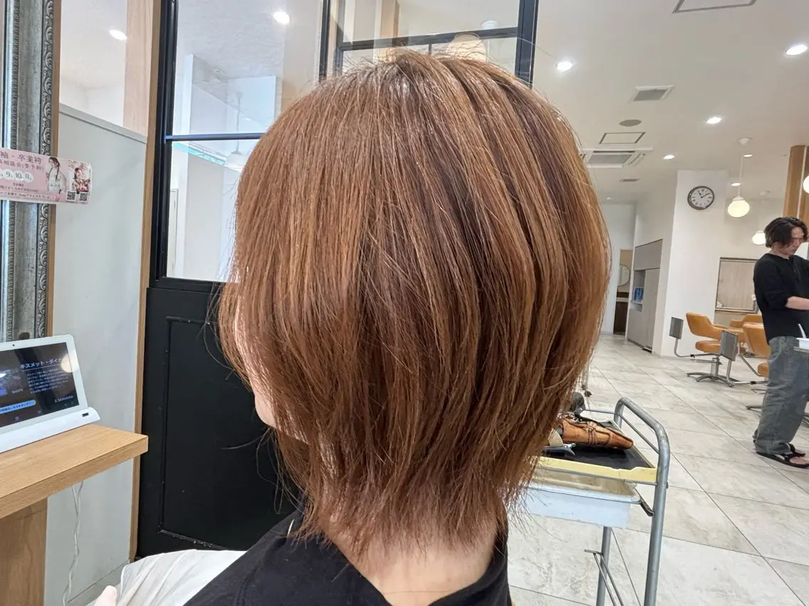 ミディアム カラー かわにし ゆきのヘアスタイル