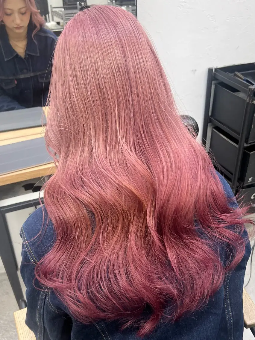 ロング カラー ヘアアレンジ デザインカラー グラデーションカラー ロング 🫧透明感カラー/ ナルハ🫧のヘアスタイル