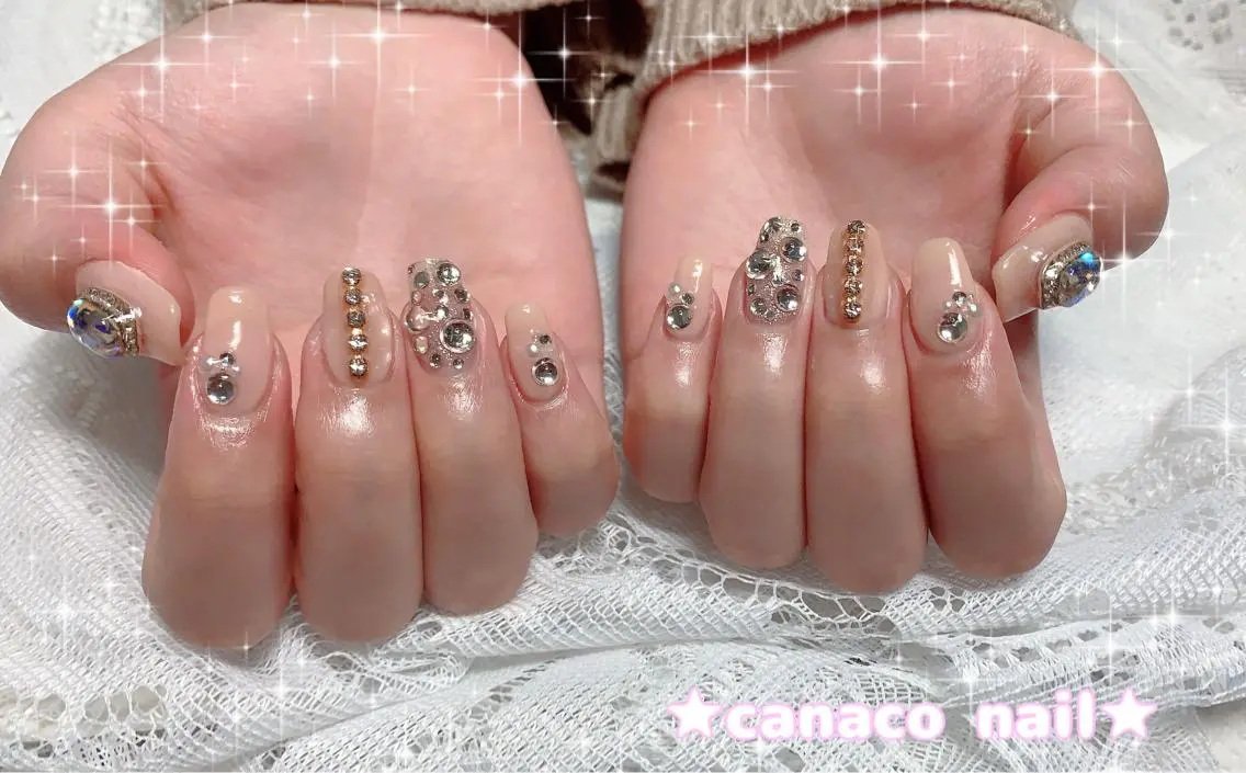 ネイル アートネイル ジェルネイル キラキラネイル パラジェル ストーンネイル ハンドネイル ハンドケア ベテランネイル cnc nailのネイルデザイン
