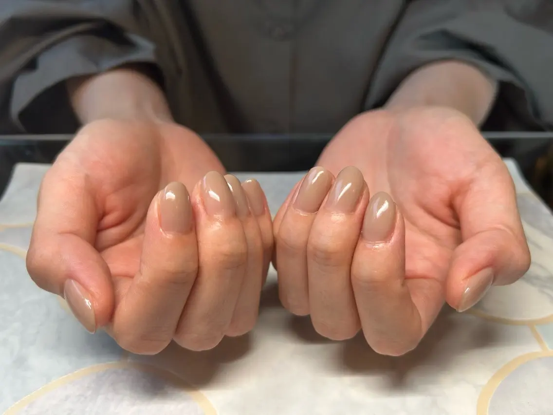 ネイル ワンカラーネイル ハンドネイル Lisa’s Salonのネイルデザイン