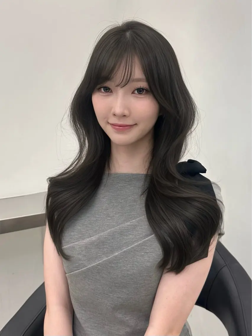 ロング カラー カット ヘアカラー ヘアセット 上品モテヘア🩶 karen🩶のヘアスタイル