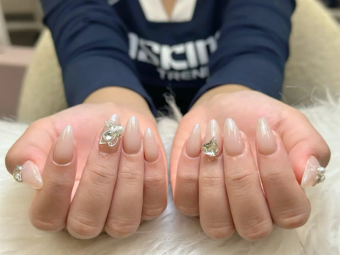 ネイル アートネイル 成人式 ジェルネイル ニュアンスネイル 夏ネイル ハンドネイル Nienail_ Luxeのネイルデザイン