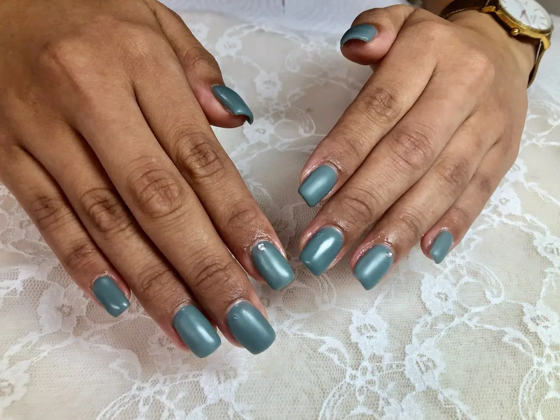 カラー ハンドネイル ハンドケア 心斎橋Salon Epokkuのネイルデザイン