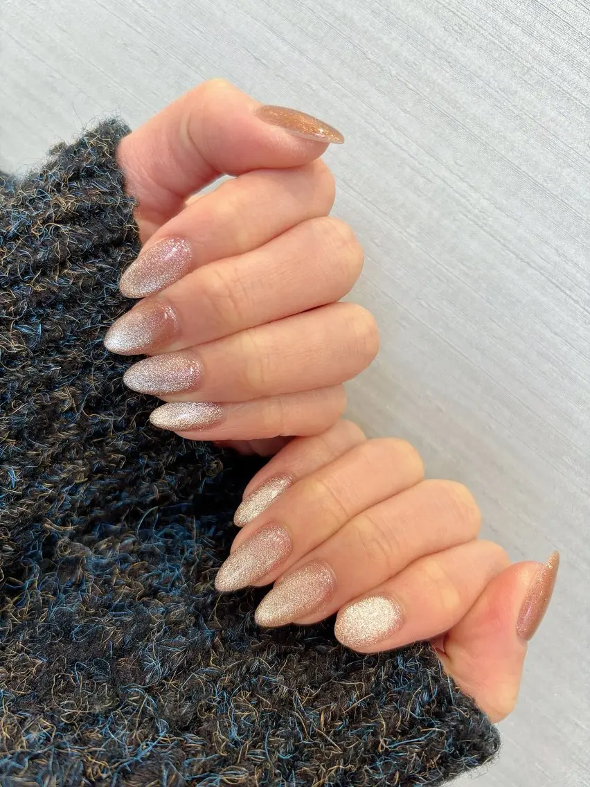 ネイル マグネットネイル マグネットワンカラー ワンカラーネイル Mia Nail 越谷のネイルデザイン