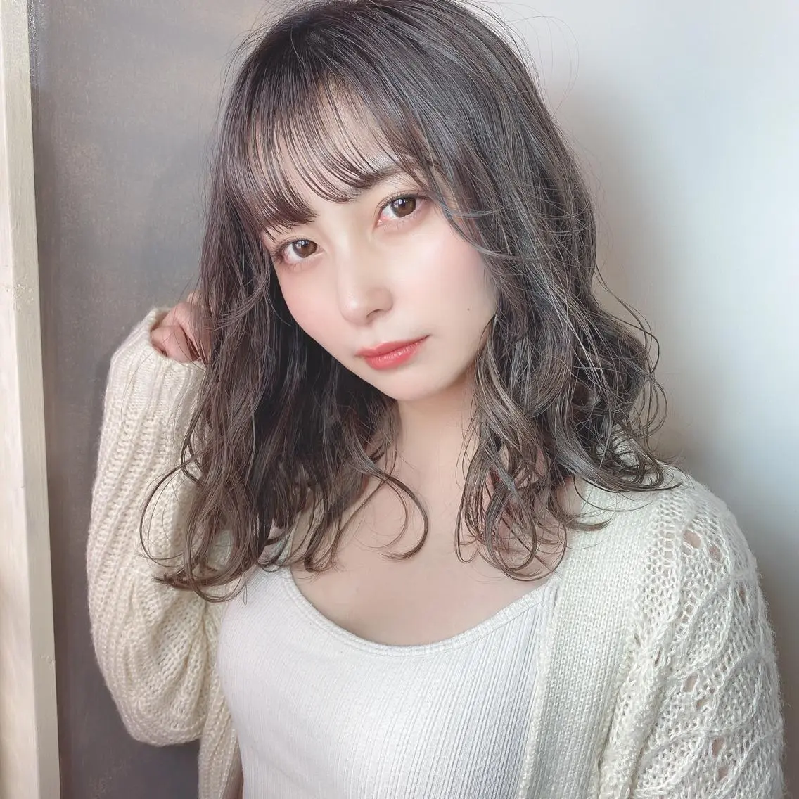 ミディアム カラー グレージュ 外国人対応 佐久間のヘアスタイル