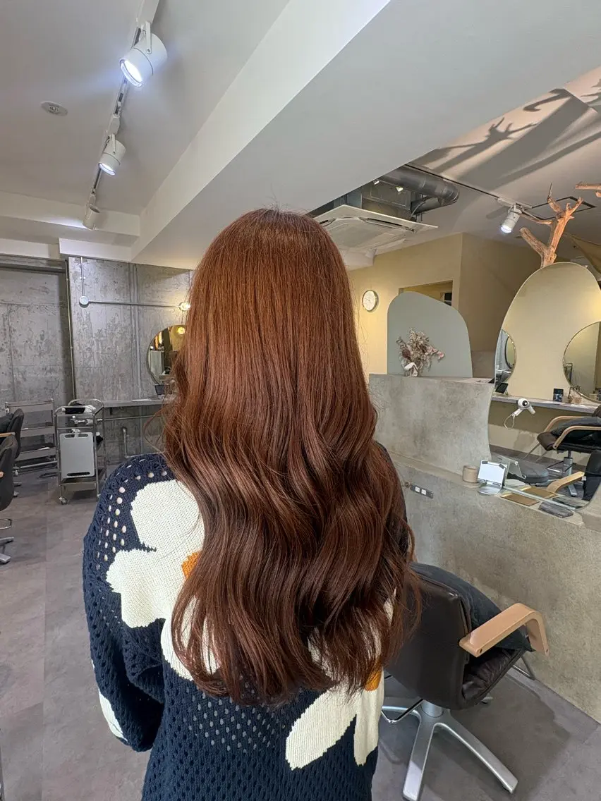 カラー ブラウンカラー 阪急伊丹🦋こばまつ ひなた🦋のヘアスタイル
