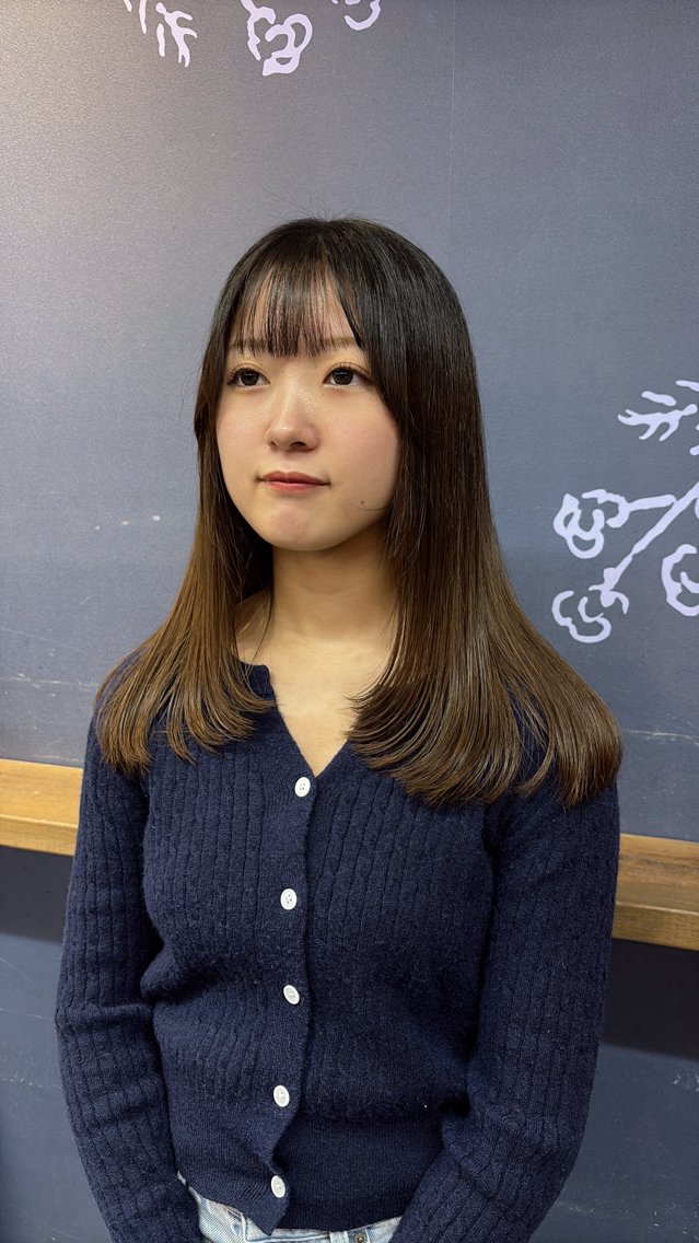 ミディアム 関 明日花のヘアスタイル