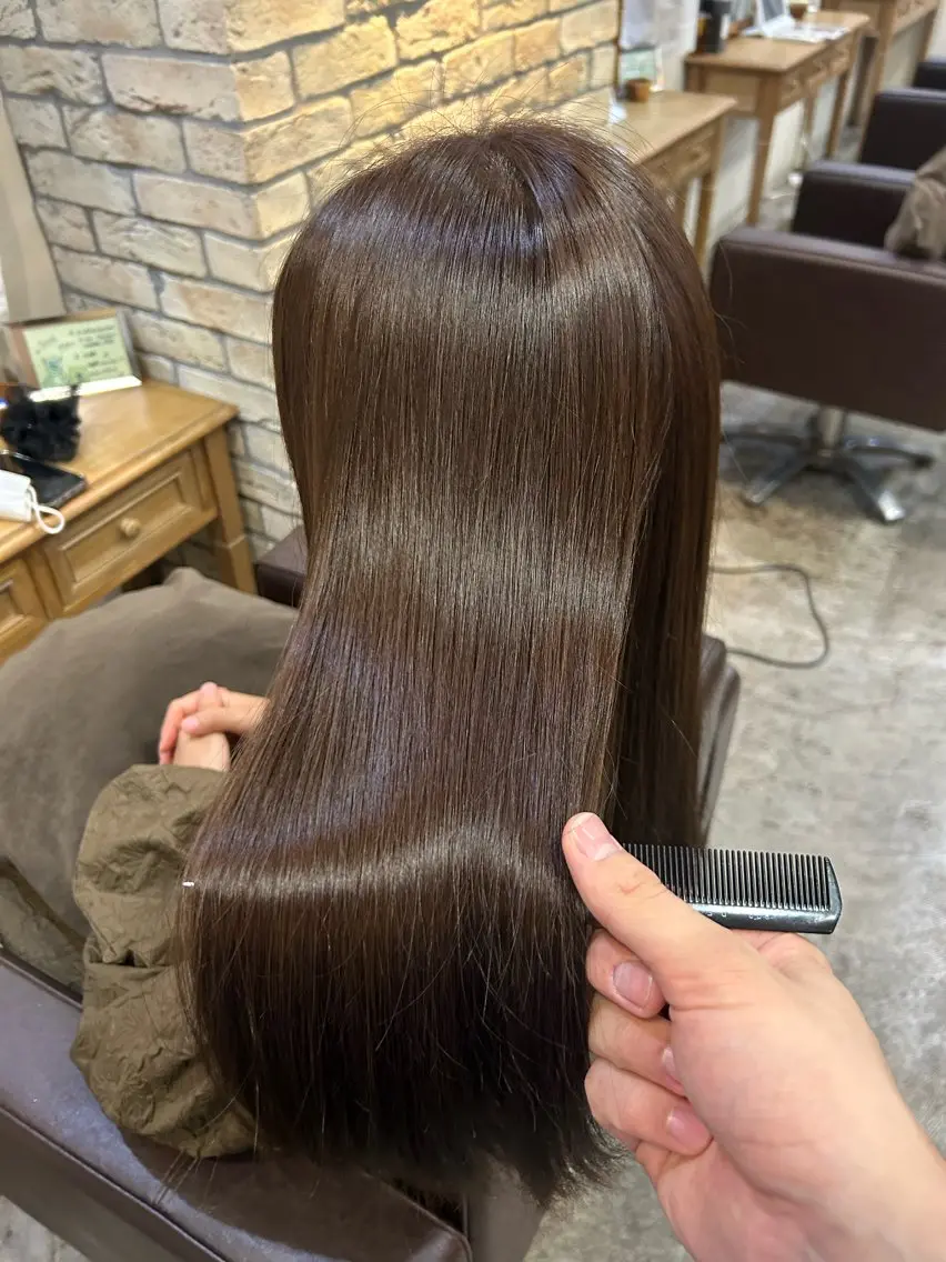ロング カラー カット 縮毛矯正 トリートメント 小澤 一稀のヘアスタイル