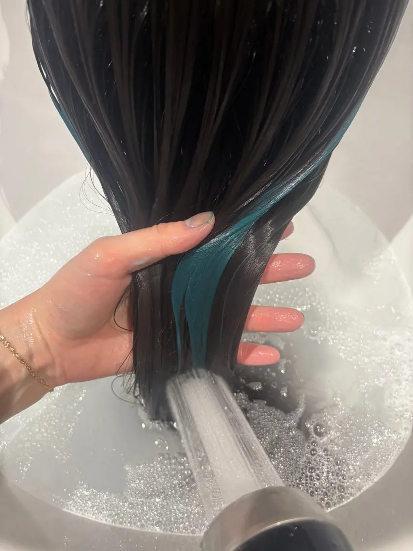 カラー インナーカラー UNBIRTHDAY MIUのヘアスタイル