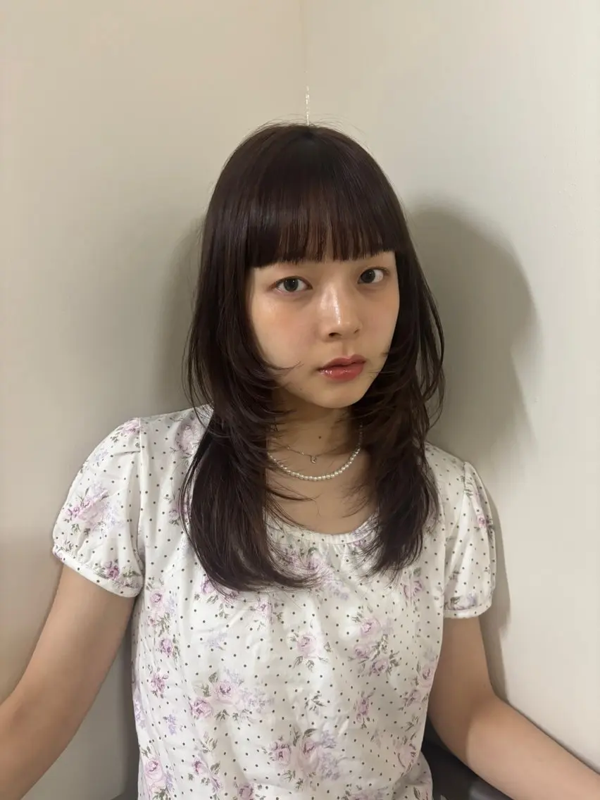 セミロング カラー カット ヘアカラー 柏木 鈴のヘアスタイル