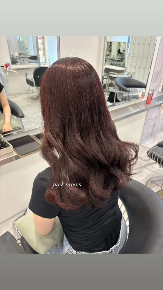 ロング ヘアカラー ParveMix 宮﨑 梨里のヘアスタイル