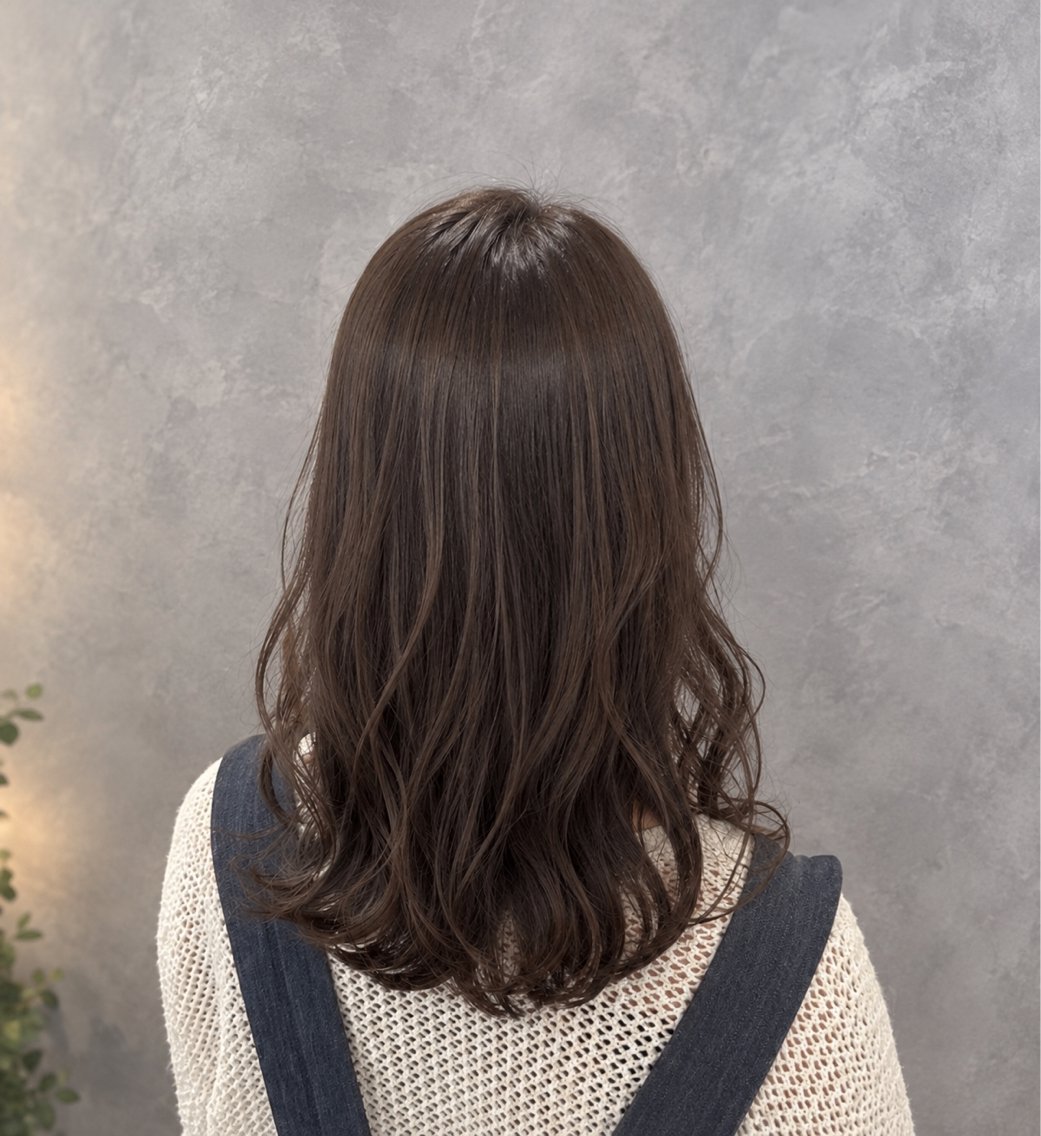 セミロング カラー カット ヘアカラー トリートメント 艶髪カラー/髪質改善 細貝 舞利のヘアスタイル