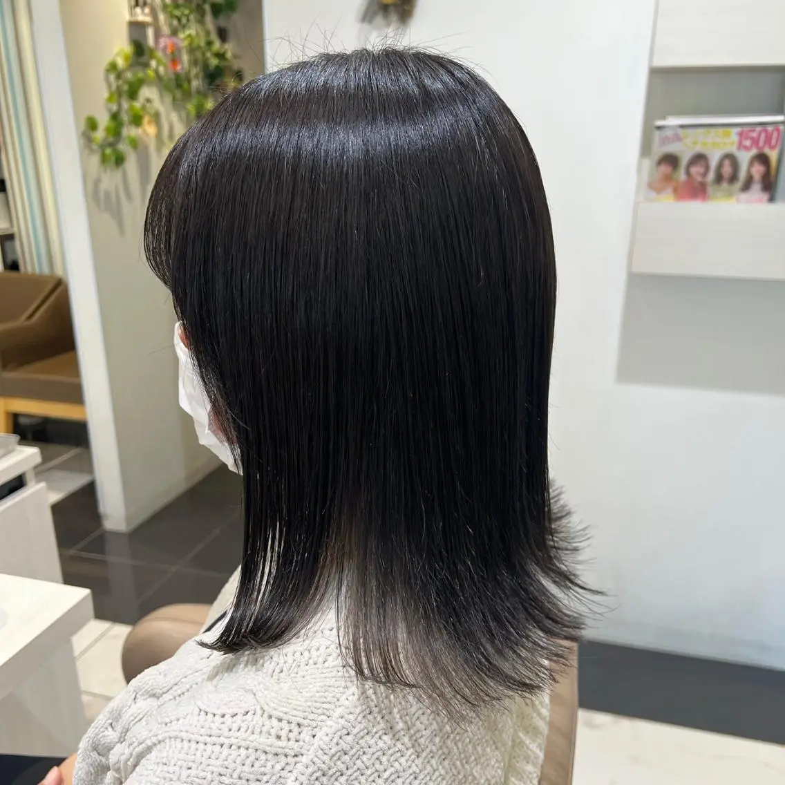 ミディアム 外ハネヘア 三箇島陽香/髪質改善 クロスパーマ縮毛矯正のヘアスタイル