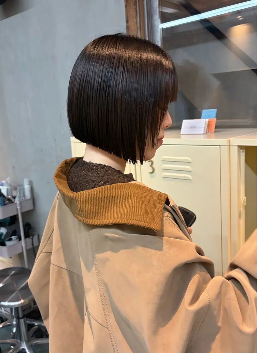 ショート 顔周りカット レイヤーカット カット ヘアカラー 三浦 ふたばのヘアスタイル