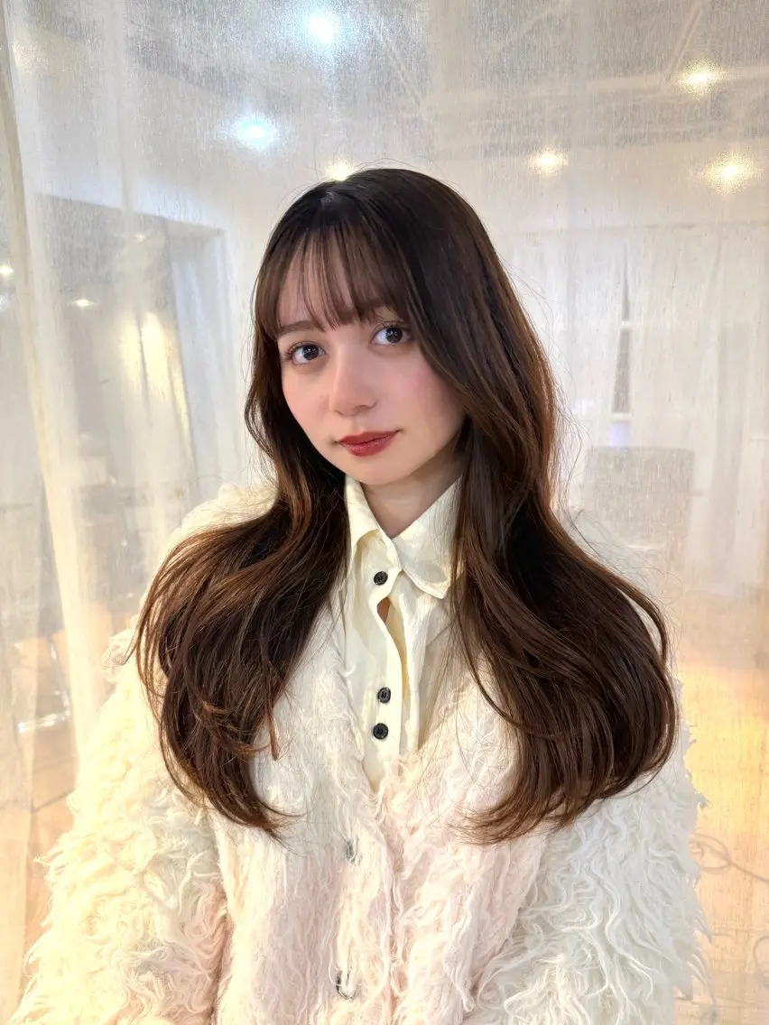 ロング カラー カット ヘアカラー トリートメント TRENCH　相澤 果歩のヘアスタイル