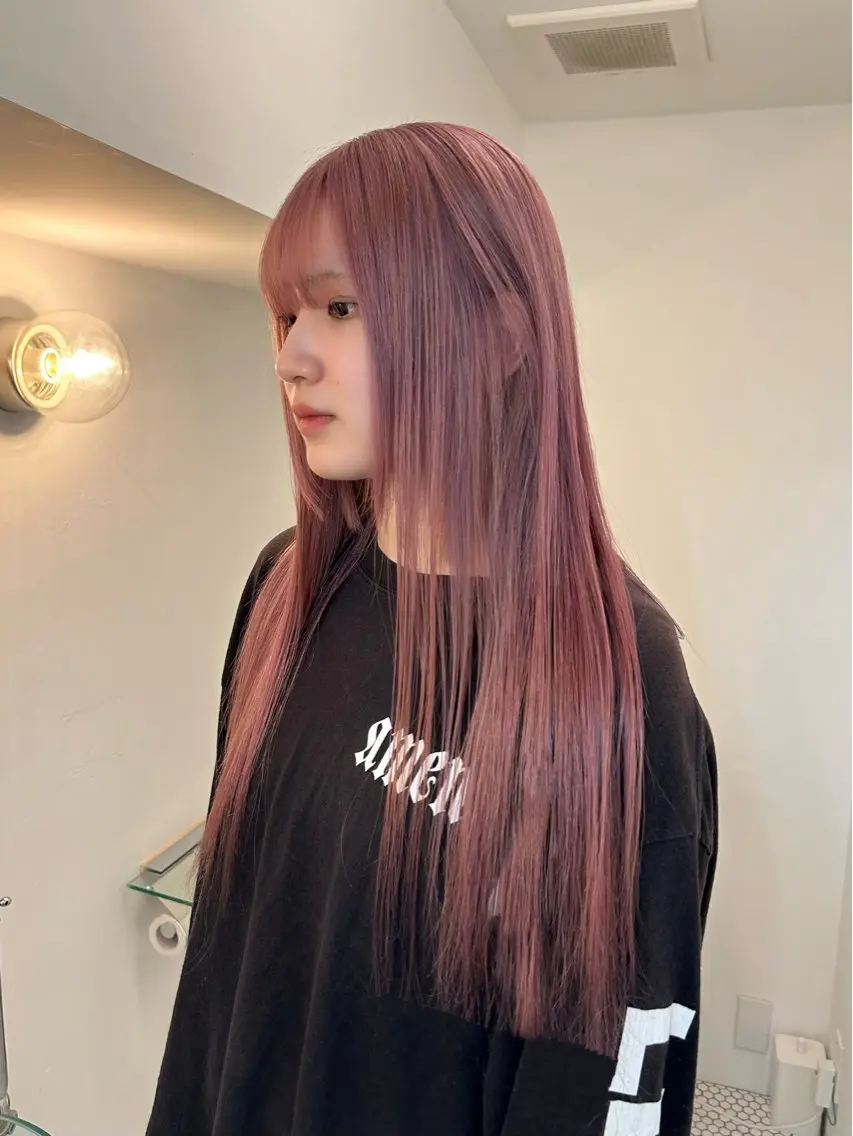 ロング カラー ヘアカラー 💜Noa /艶髪ハイトーン💫のヘアスタイル