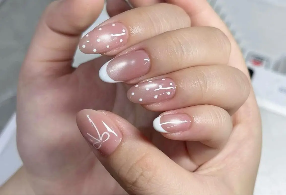 ネイル 長さ出し フットネイル ジェルネイル 韓国ネイル マグネットネイル ハンドネイル YMT NailStudioのネイルデザイン
