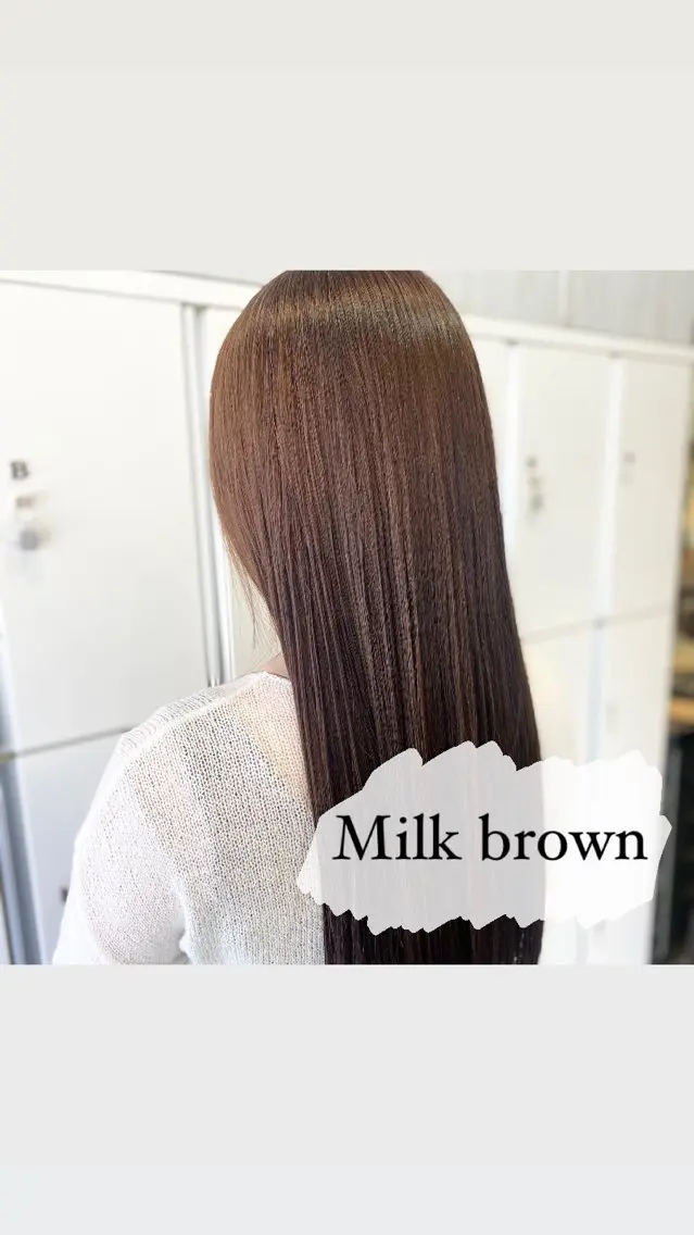 セミロング カラー 縮毛矯正 トリートメント ミルクティーベージュ / 暖色カラー/麻帆のヘアスタイル