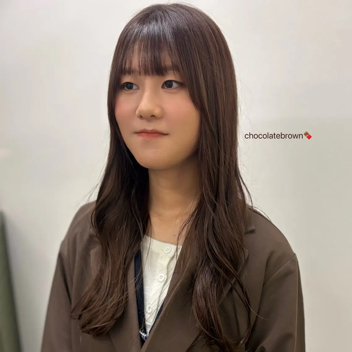 ロング カラー ブラウンカラー チョコレートブラウン カット ヘアカラー 艶カラー/ レイヤー /髪質改善|YUIのヘアスタイル