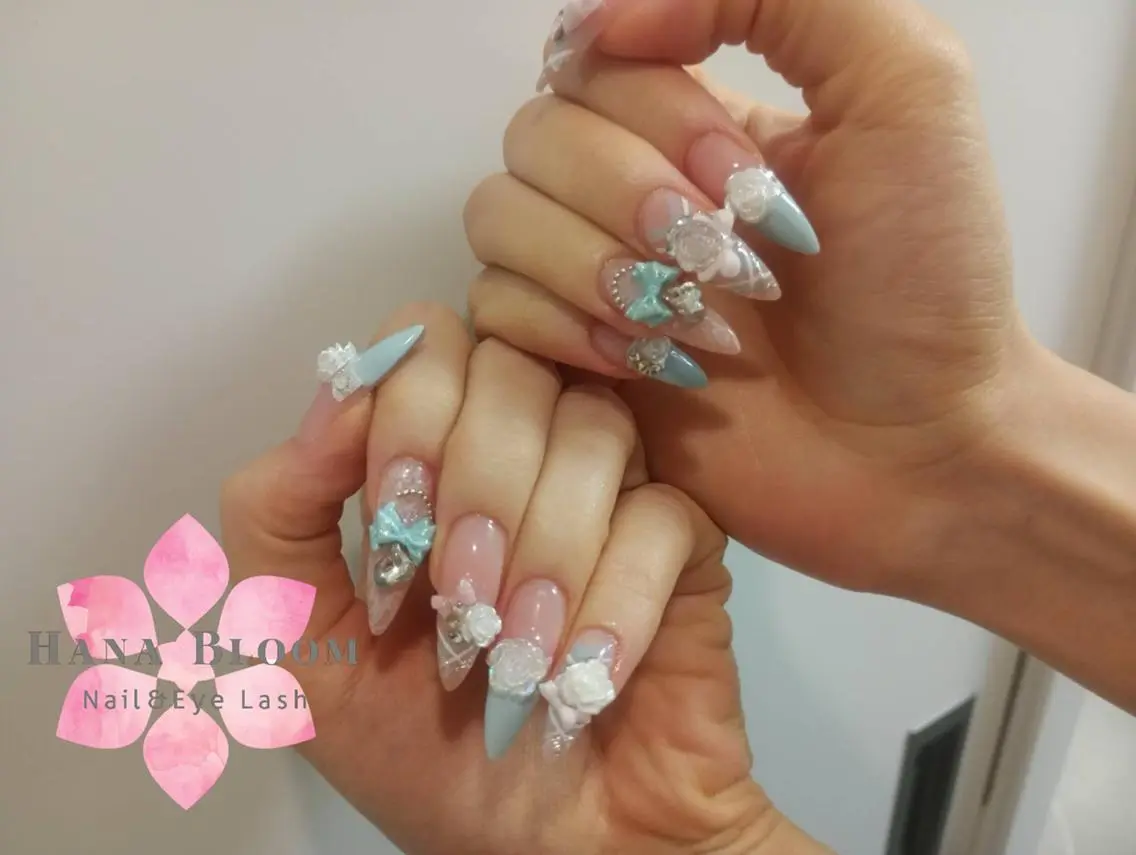 ネイル 長さ出し フットネイル フレンチネイル ジェルネイル ガーリー ハンドネイル ハンドケア Hana Bloom Nail 渋谷道玄坂のネイルデザイン