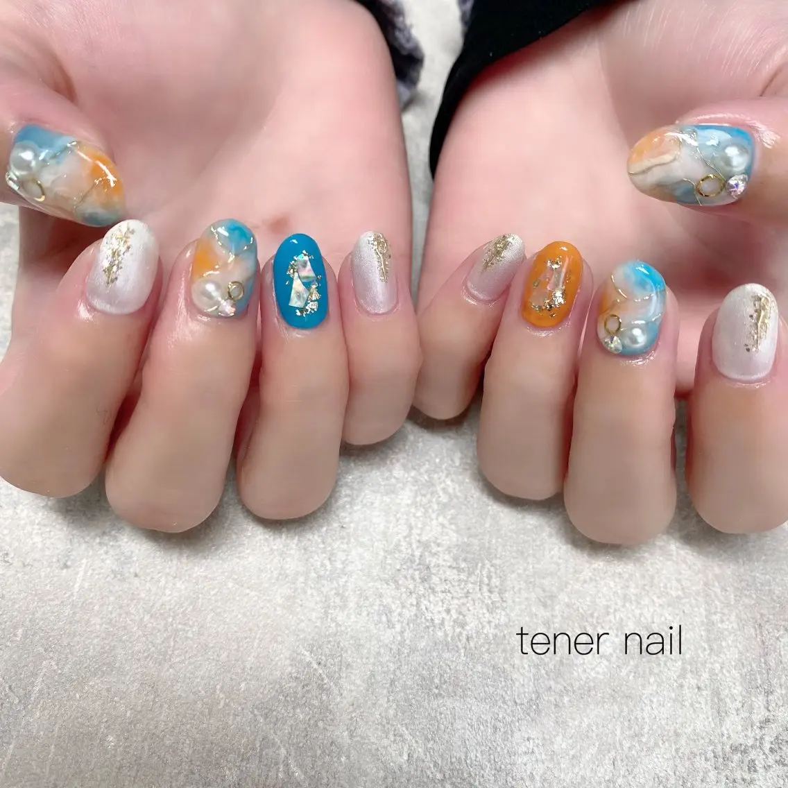 ネイル ブルー 大理石ネイル(マーブル) オレンジ ハンドネイル テネルネイル tener nailのネイルデザイン