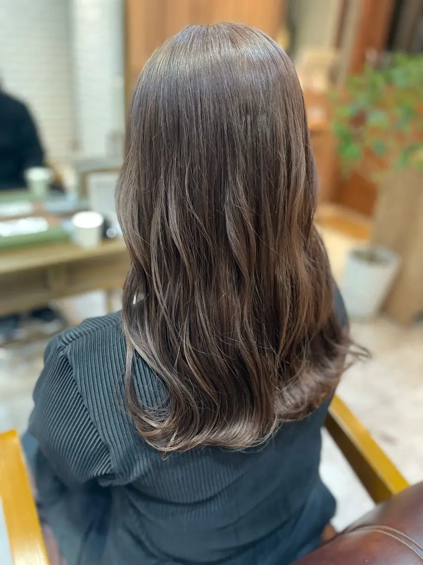 ロング カット ヘアカラー トリートメント 🪼艶カラー🪼 田口彩香のヘアスタイル