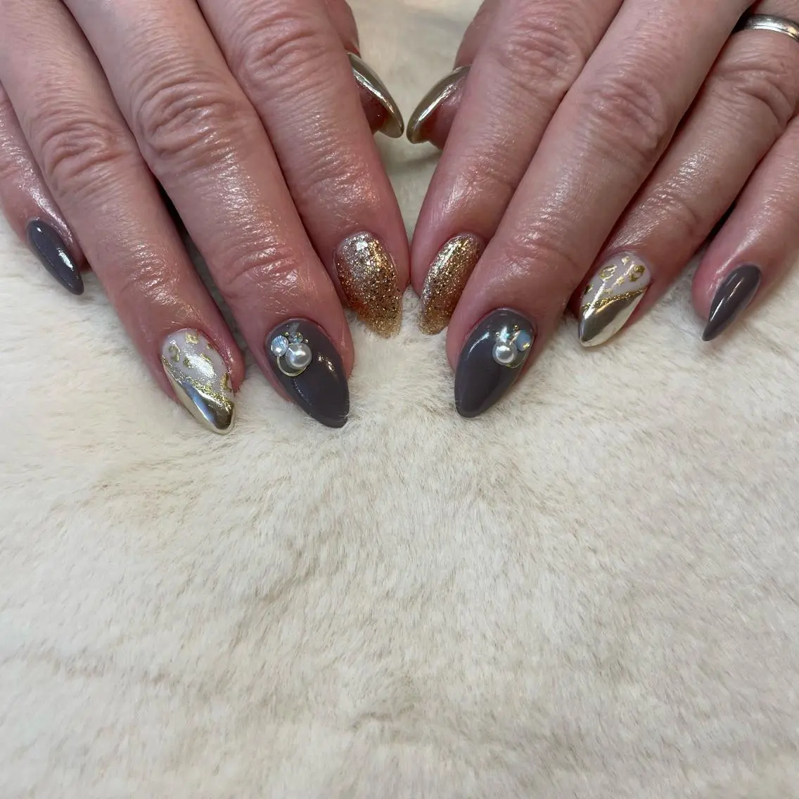 ネイル es nailのネイルデザイン