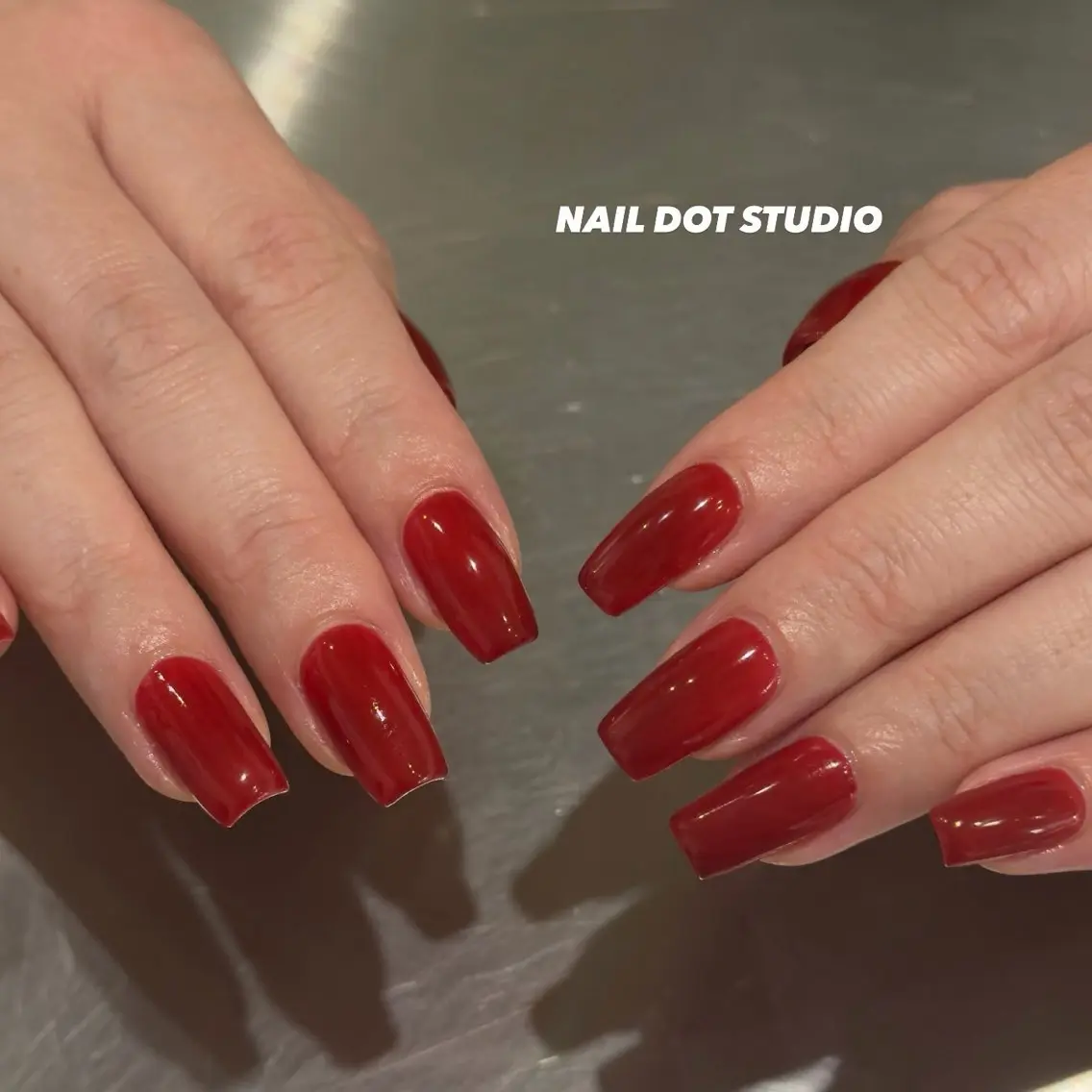 ネイル ハンドネイル NAILDOTSTU DIO SEINAのネイルデザイン
