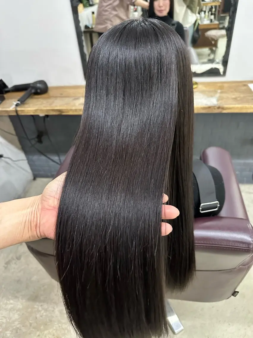 ロング 髪質改善 なるお 髪質改善ストレートのヘアスタイル