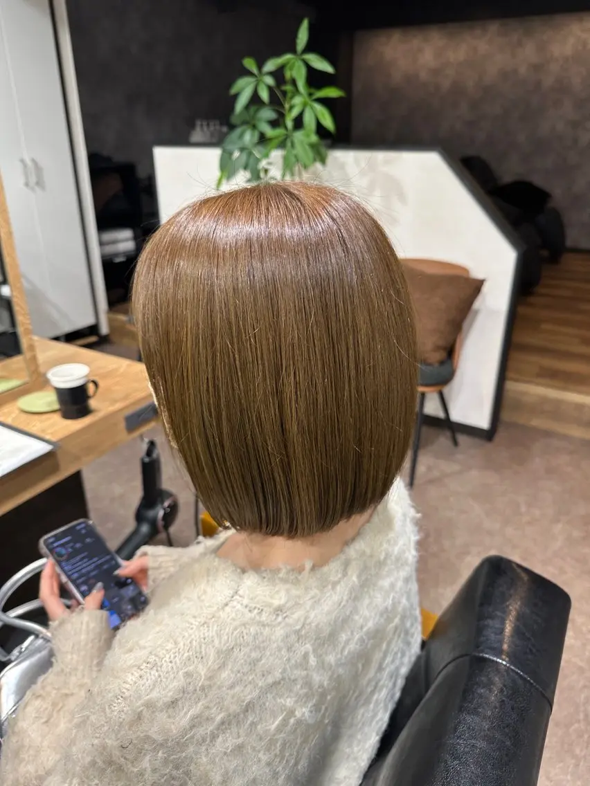 カット✂️(ショート限定)+カラー🎨(リタッチも🙆♀️)+アメイジアトリートメント✨️の写真