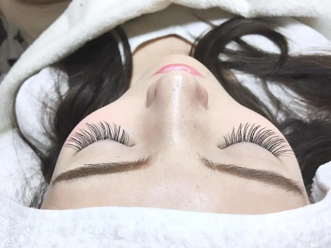 ロング カラー パーマ ヘアアレンジ メンズ キッズ ネイル マツエク・マツパ brille ~eyelash~のマツエク・マツパデザイン