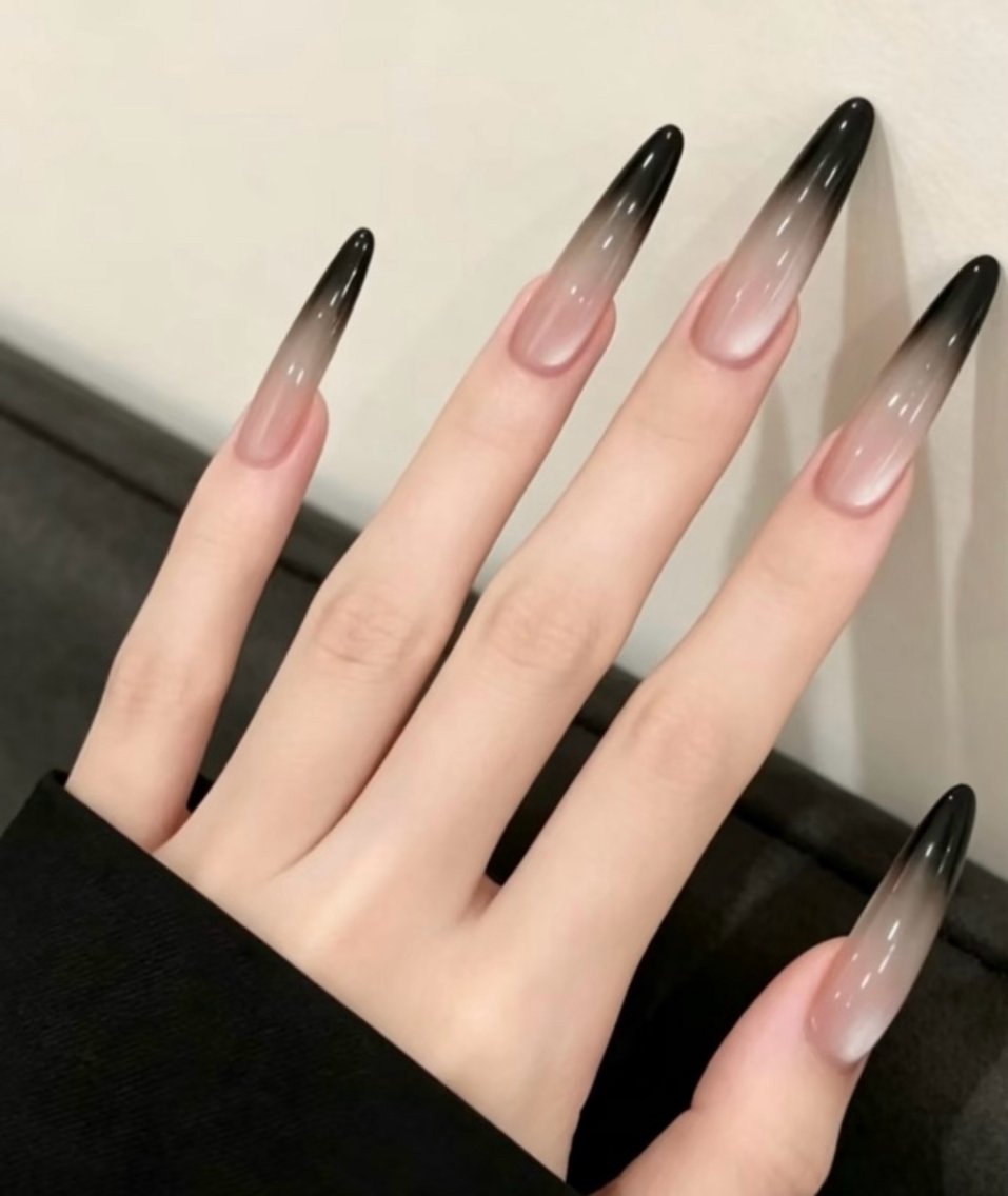 ネイル ハンドネイル H3 Nail Tsuki🦋💙のネイルデザイン