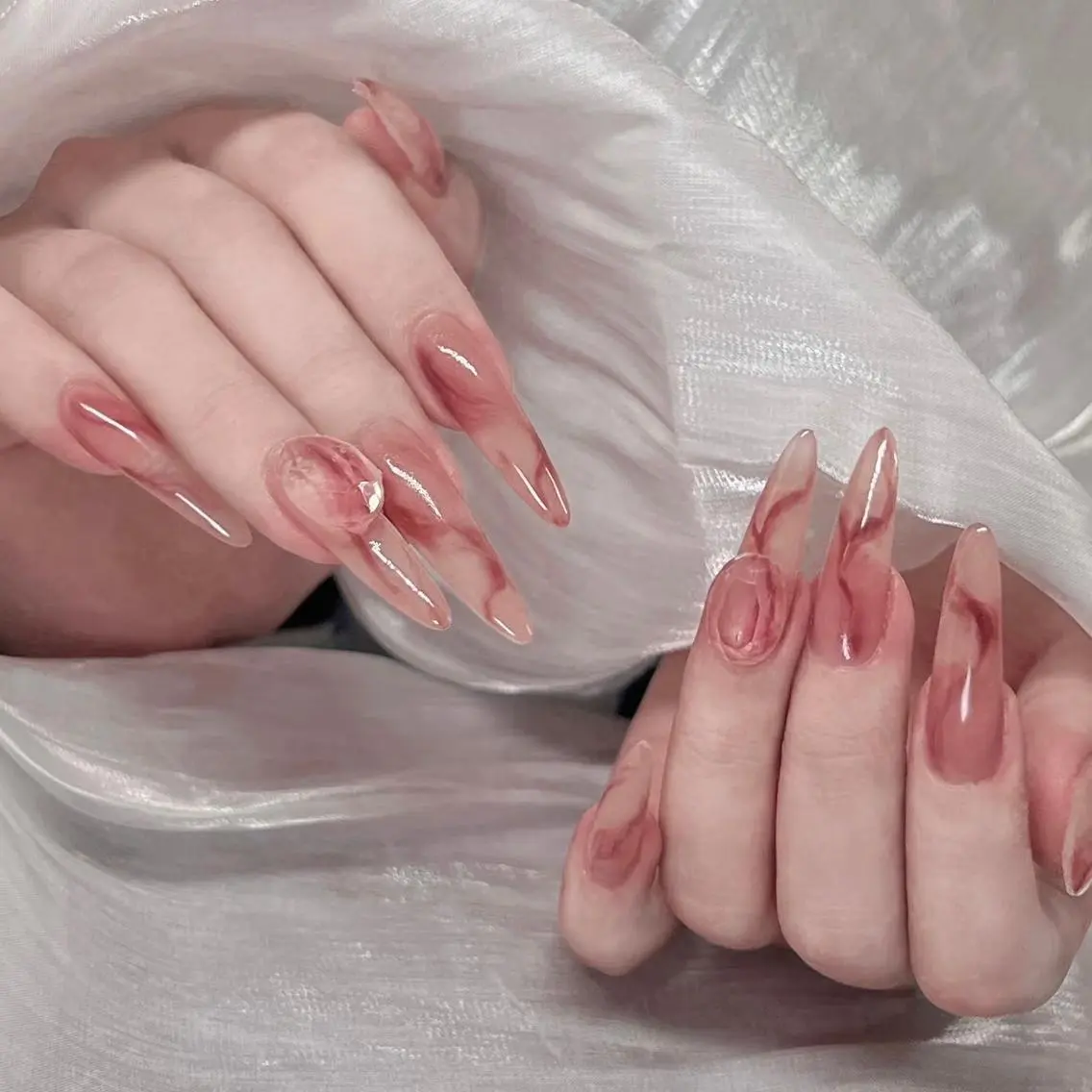 ネイル ハンドネイル ハンドケア 🍑 momo_nailのネイルデザイン