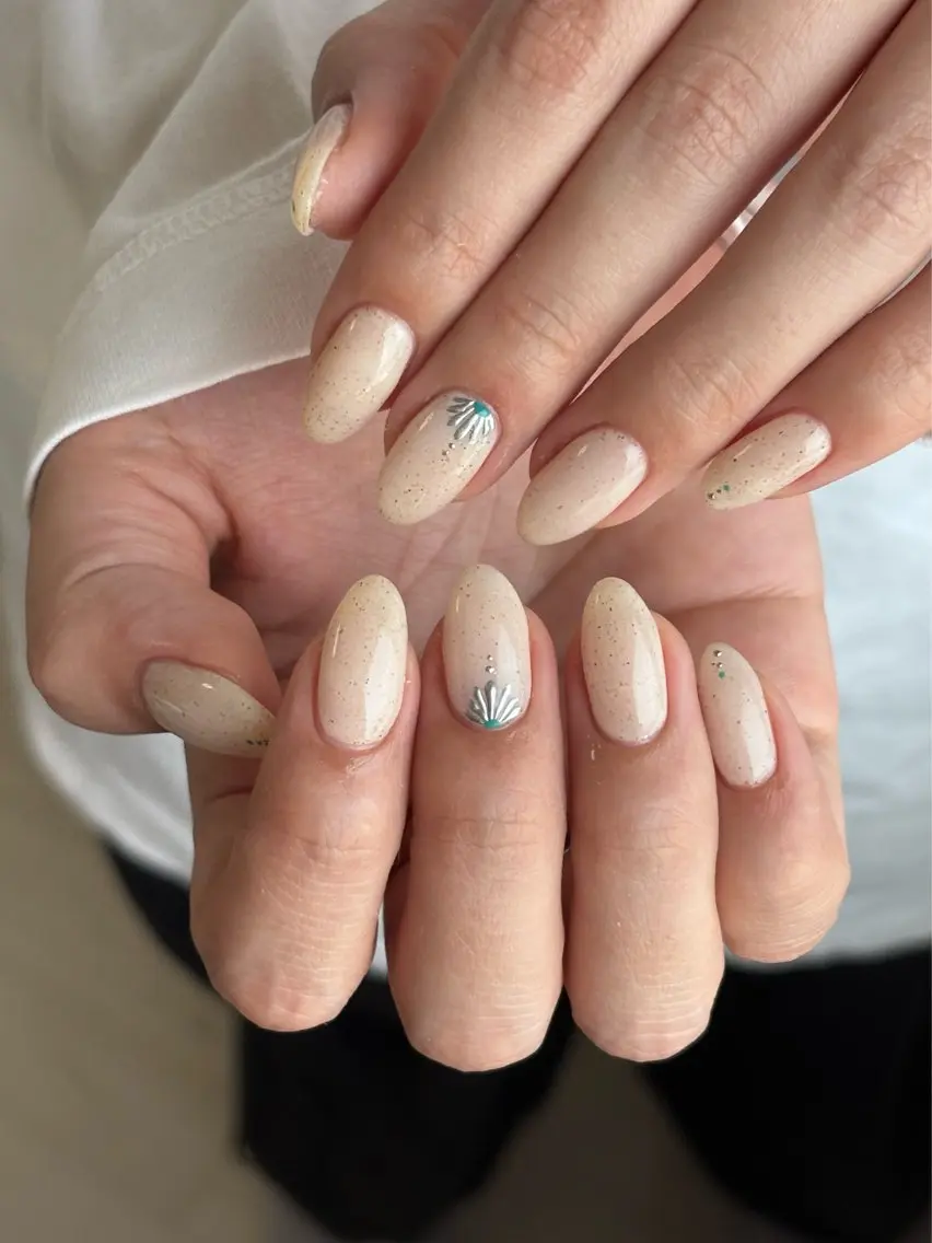 ネイル シンプルネイル ハンドネイル 枚方 Basea nails Minaのネイルデザイン