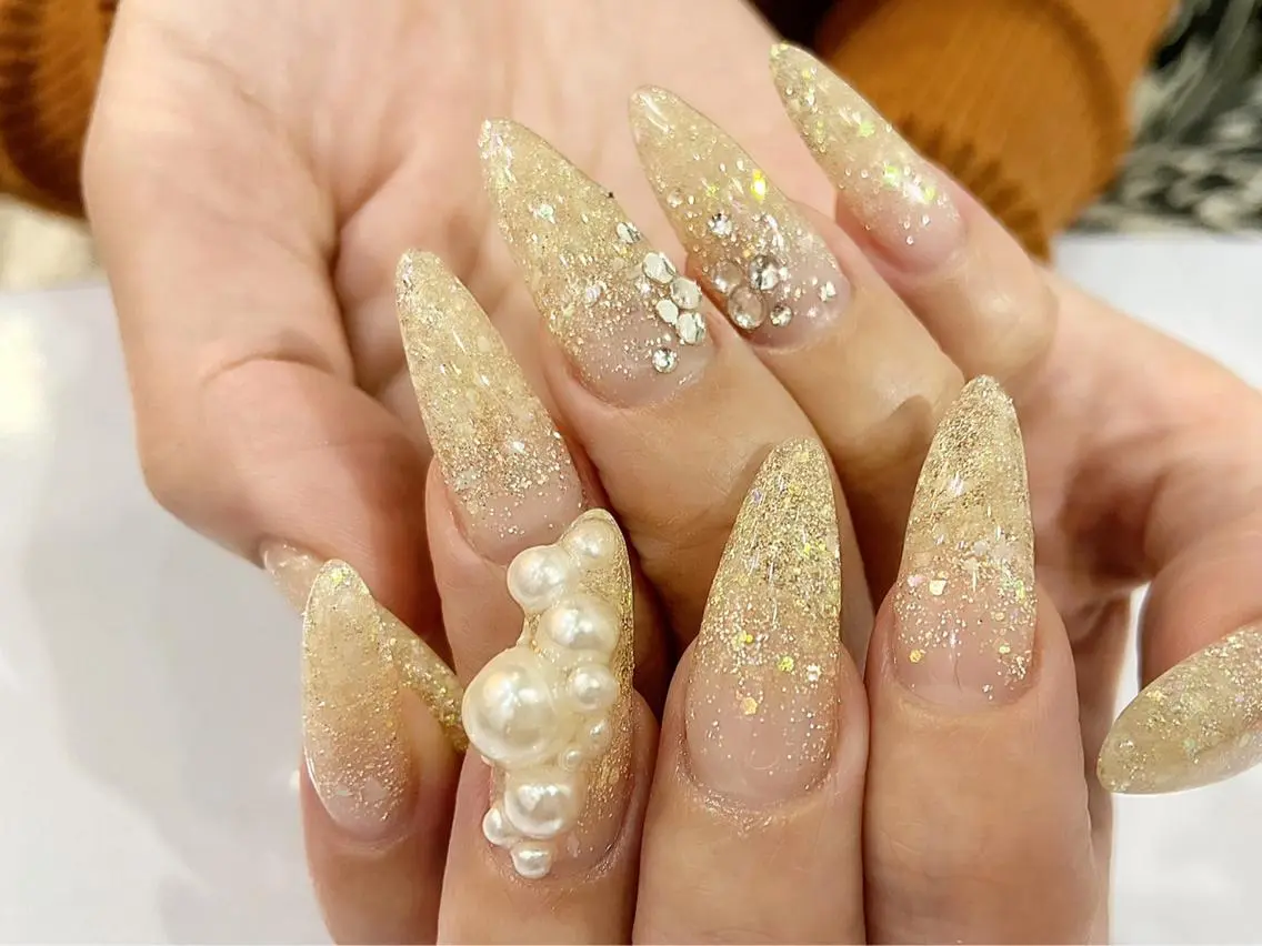 【スカルプ】2本アートつけ放題★ラメグラ仕上げ♪の写真