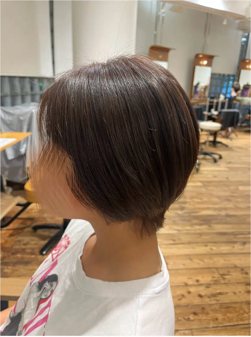 ショート カラー ブリーチ 透明感カラー ディープラベンダー ダブルカラー グレージュ メンズカット/カラー 🐳KOKOROのヘアスタイル