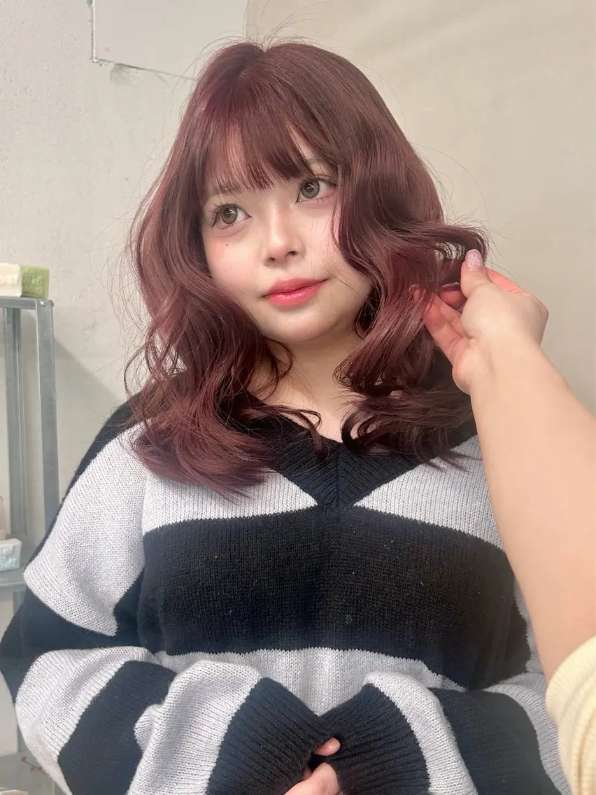 ミディアム カラー ブリーチ カット ヘアカラー ゆほこ クリーミーcolorのヘアスタイル