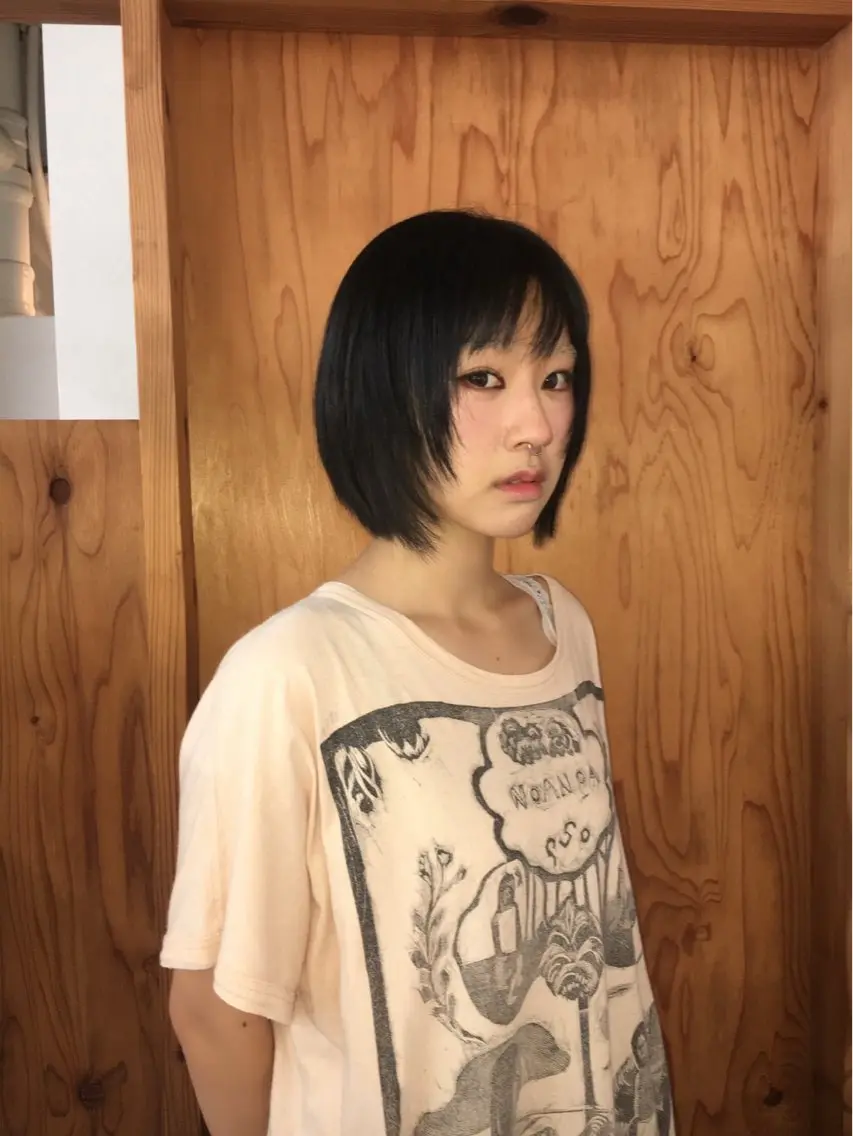 Shiho .one colorのヘアスタイル