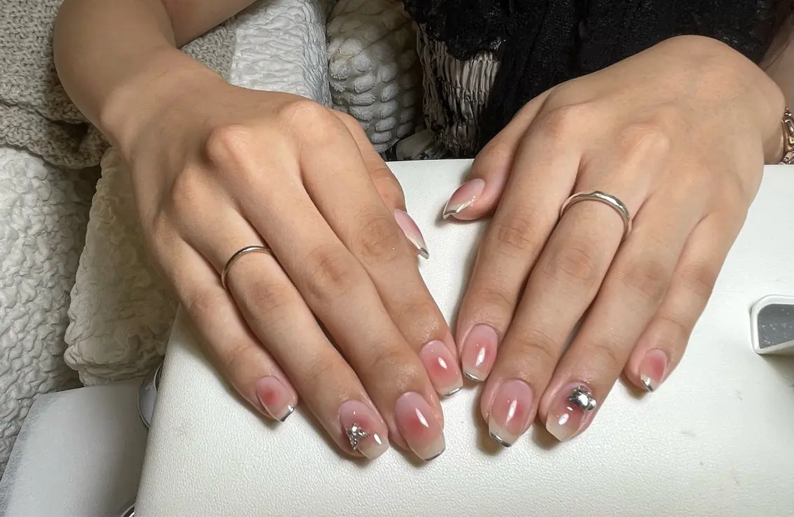 ネイル H&B ヨウのネイルデザイン