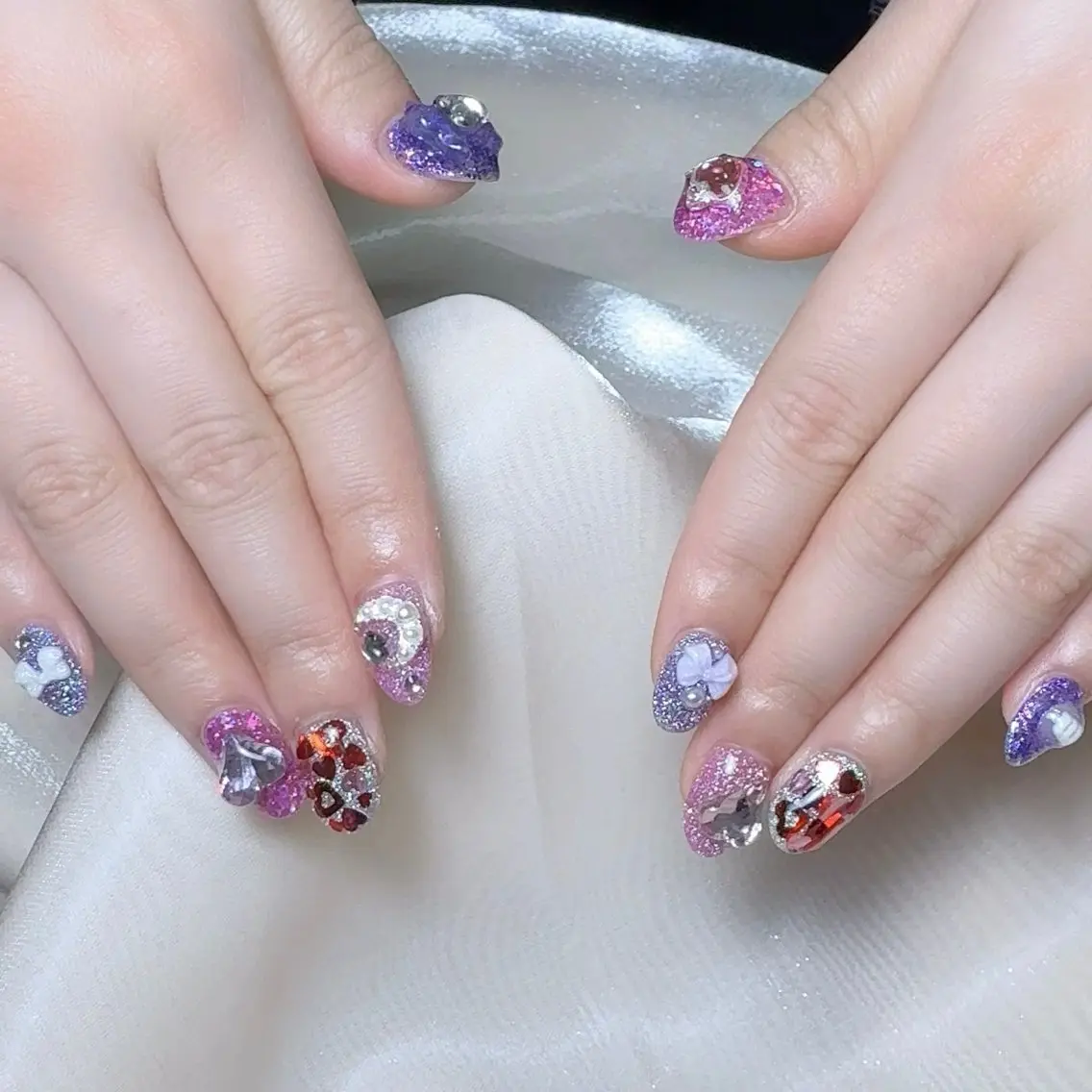 メンズ ネイル メンズ韓国風 アートネイル オーロラネイル ガーリー キラキラネイル ハンドネイル Nail salon 木にいるのネイルデザイン