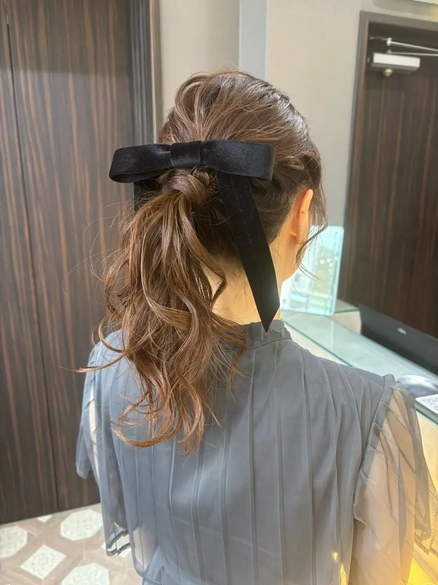 セミロング ヘアアレンジ jill by gisel＿のヘアスタイル