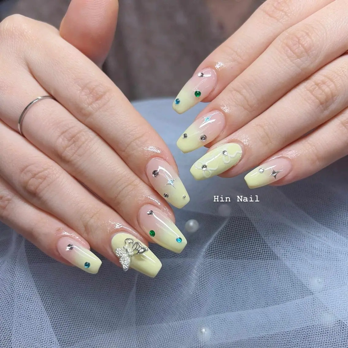 ネイル ハンドネイル HIN NAILのネイルデザイン