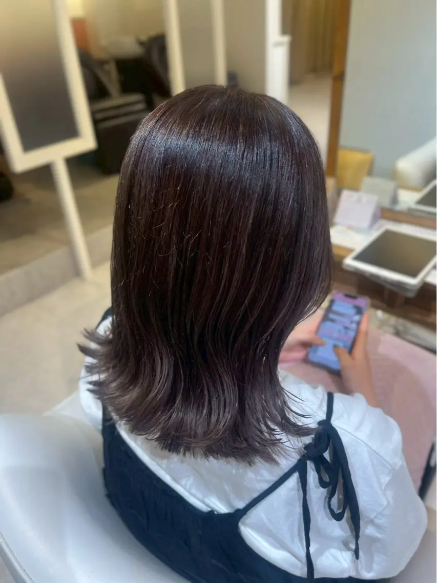 セミロング カラー ヘアカラー SpecHolder mimiのヘアスタイル