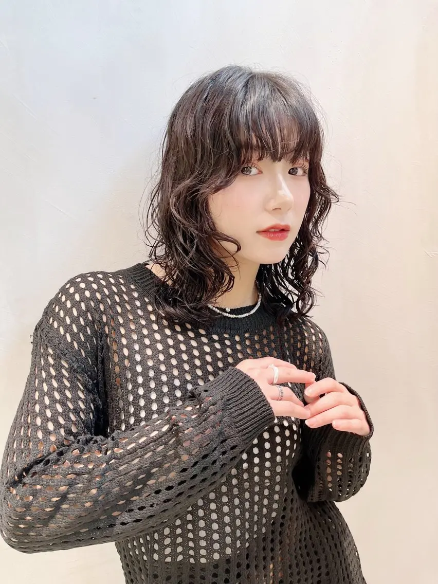ミディアム パーマ ミディアムパーマ レイヤーカット カット パーマ 似合わせパーマ/ kazuのヘアスタイル