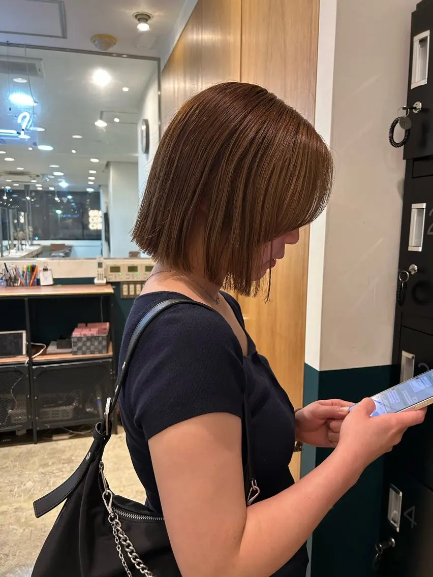 ショート ボブ くびれヘア 顔周りカット 韓国風ヘア レイヤーカット hair brace 智之のヘアスタイル