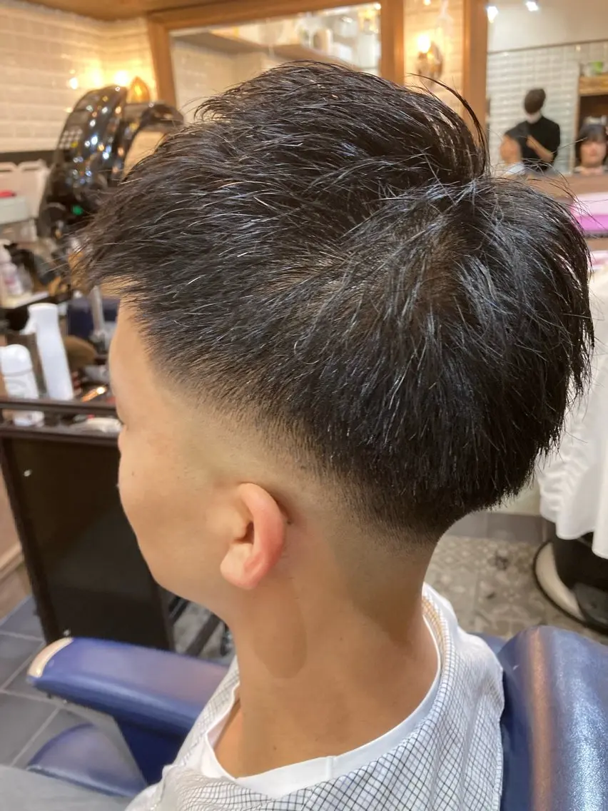 メンズ フェードカット スキンフェード カット トリートメント ルピナス中田店長 山口大地のヘアスタイル