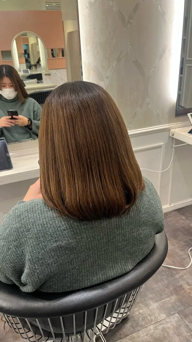ミディアム labless MOEのヘアスタイル