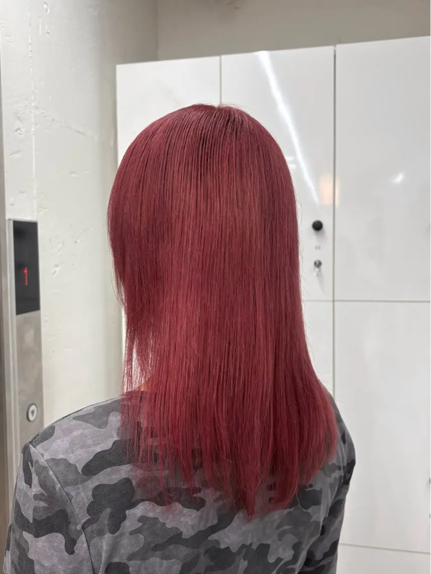 セミロング カラー ピンクカラー レッドカラー カット ヘアカラー トリートメント 🌟ゆりあ🌟 JILLSTUDIOのヘアスタイル