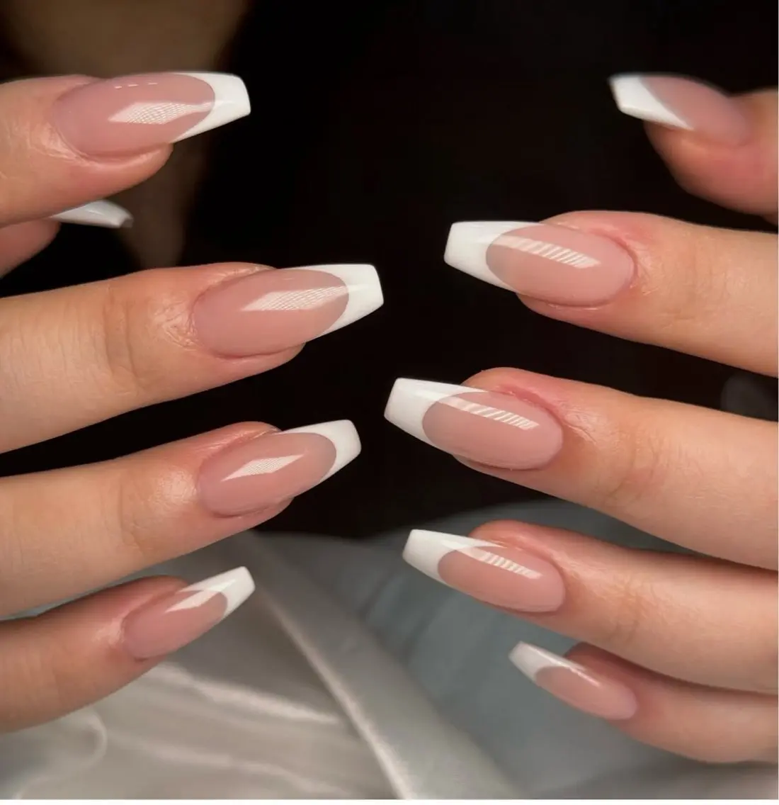 ネイル フレンチネイル キラキラネイル マグネットネイル ミラーネイル ニュアンスネイル ハンドネイル Tira Nailのネイルデザイン